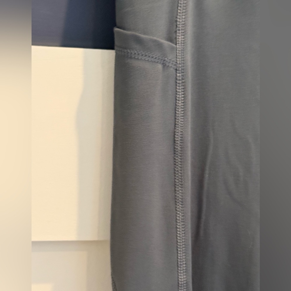 GAIAM Slate Blue High-Waist Leggings Size S like new!!! - Picture 5 of 6